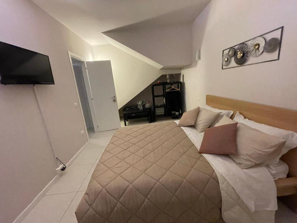 100 Passi Hotel Palermo Luaran gambar